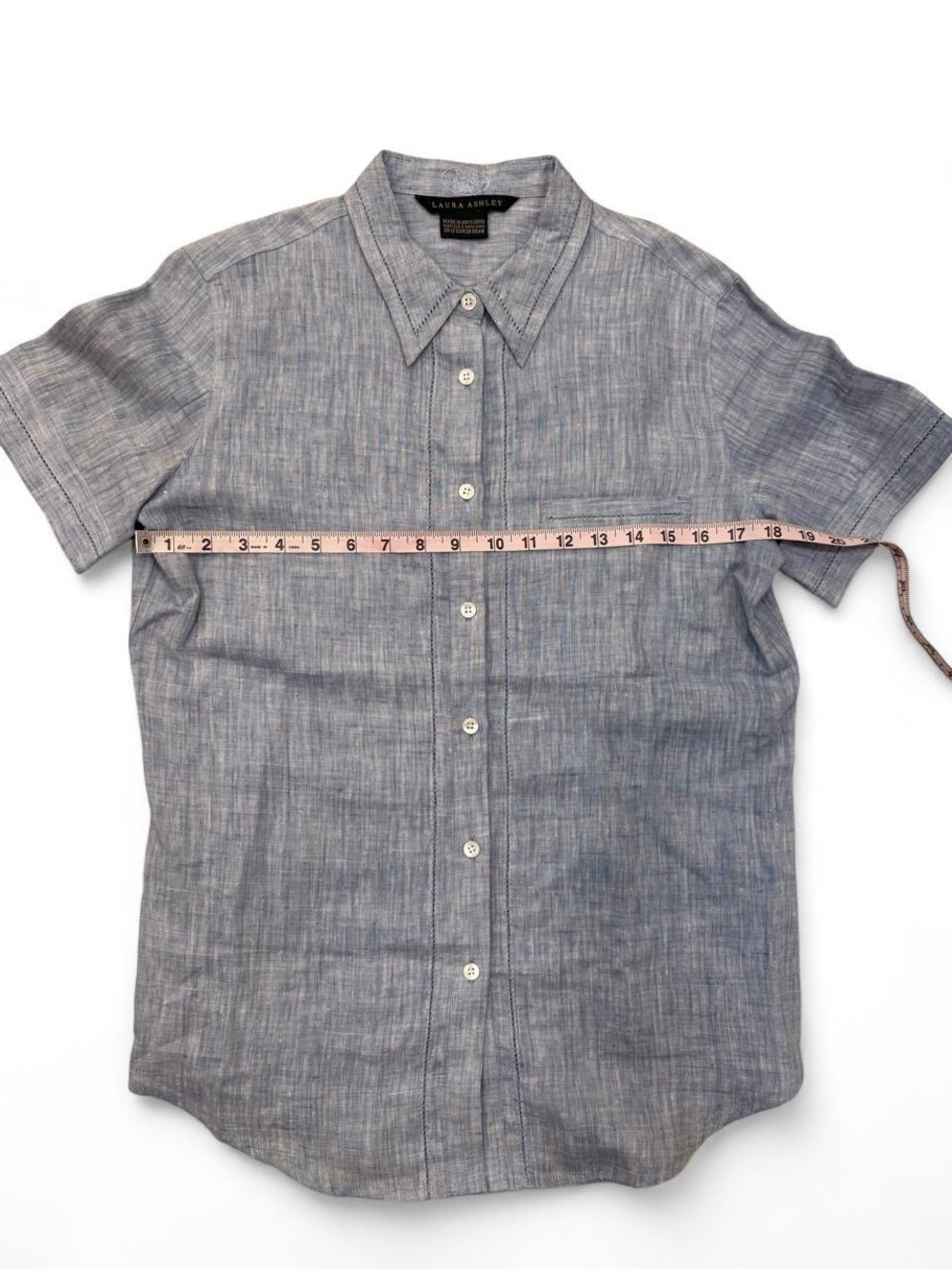 Laura Ashley  Women’s Short-Sleeve Chambray Shirt - Light Blue linen